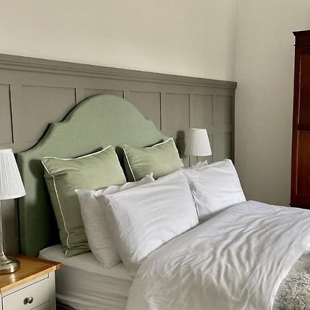 Portman Lodge แบลนด์ฟอร์ดฟอรัม ภายนอก รูปภาพ