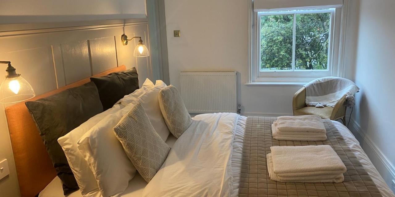 Portman Lodge แบลนด์ฟอร์ดฟอรัม ภายนอก รูปภาพ