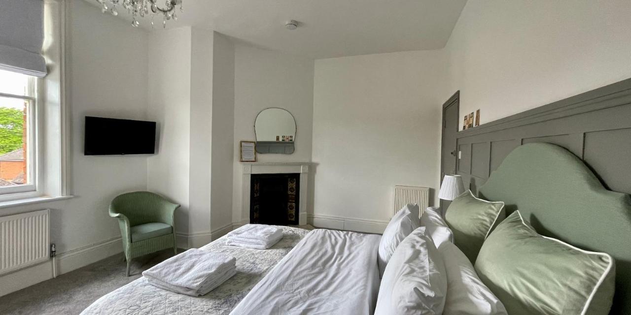 Portman Lodge แบลนด์ฟอร์ดฟอรัม ภายนอก รูปภาพ